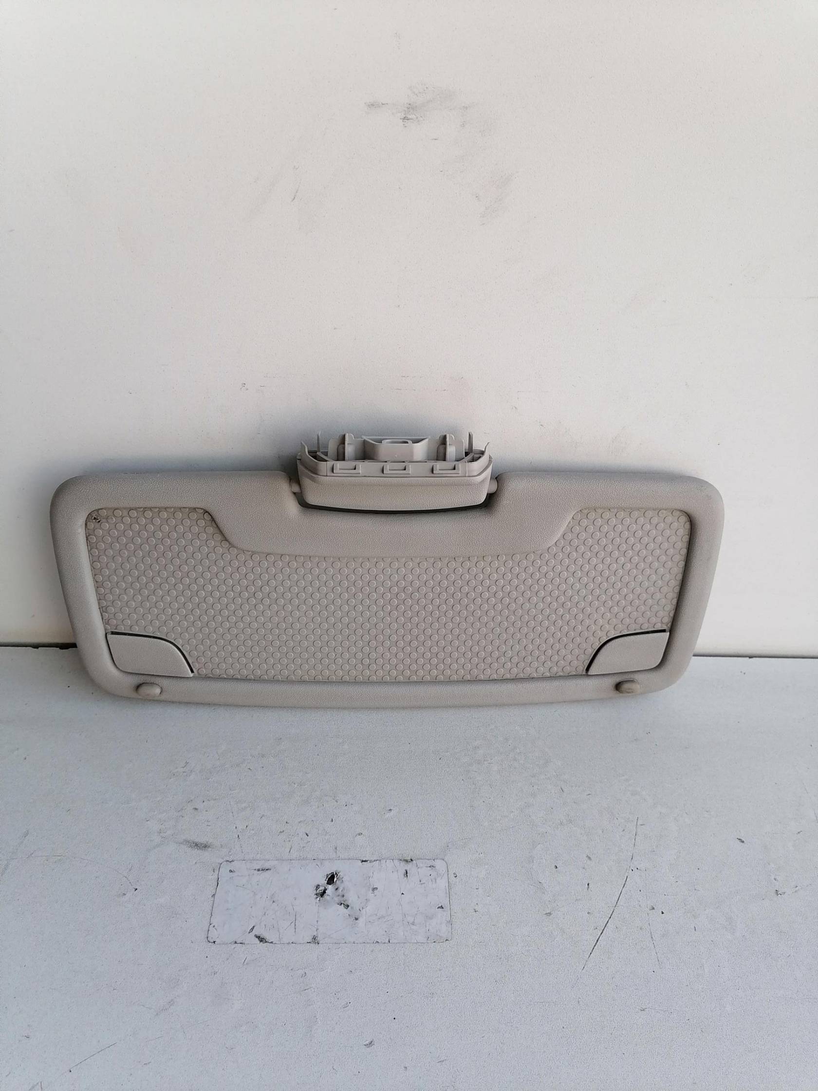 Aletta parasole parabrezza dx.